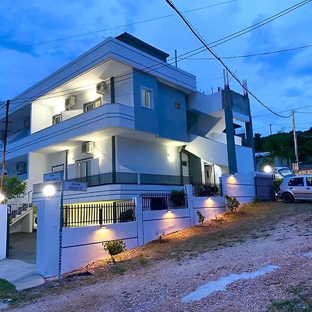 Vila Brisild Ksamil Dış mekan fotoğraf